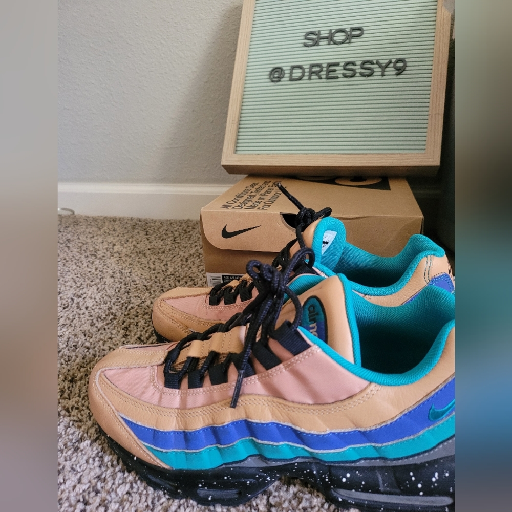 Nike AirMax Size 8M